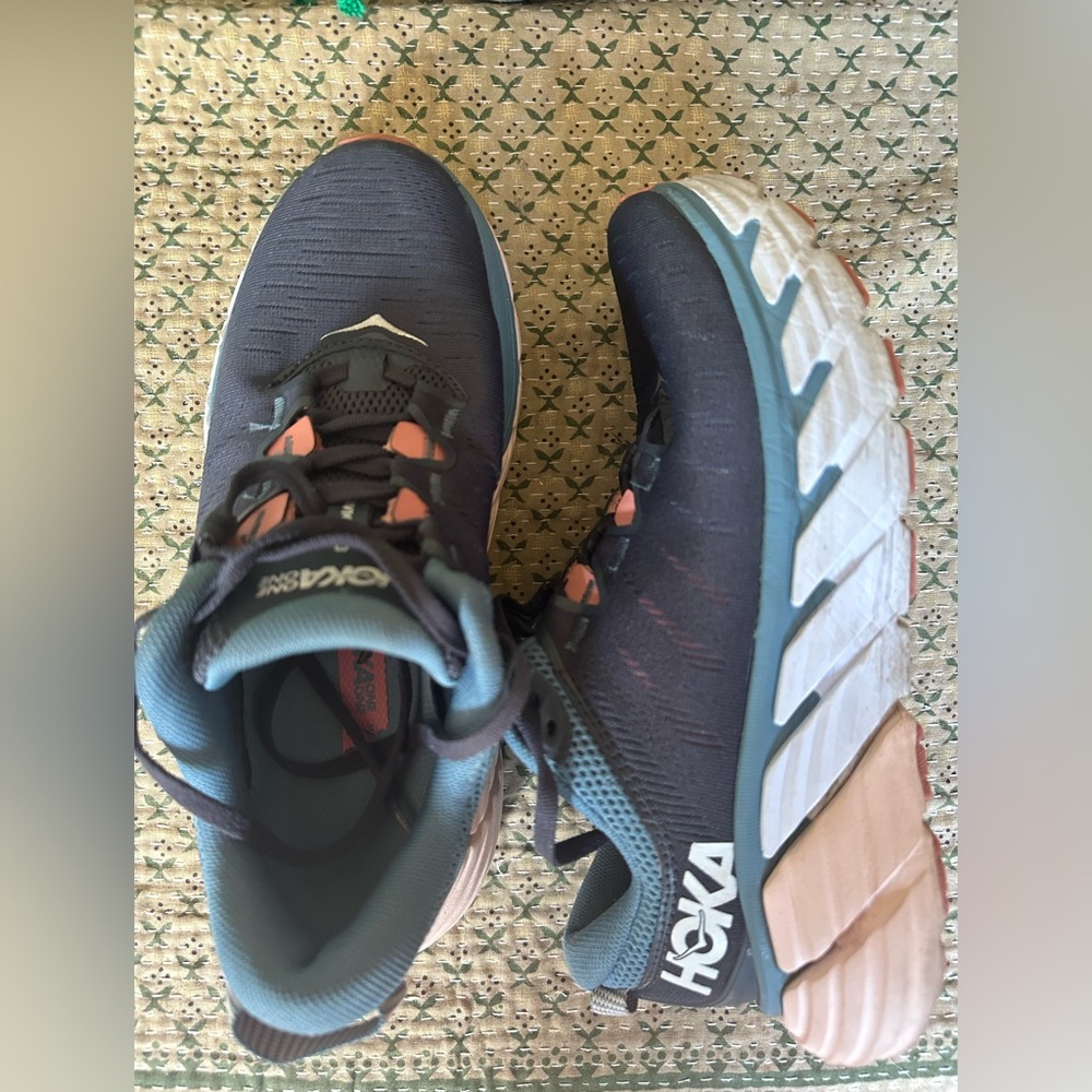 Hoka One One Gaviota 3 sneakers